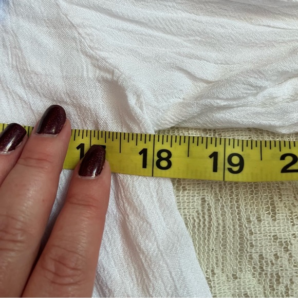 Hemant & Nandita embroidered tassel tie cape top - Picture 12 of 13